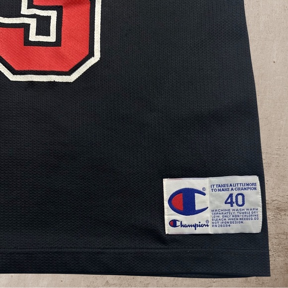 Chicago Bulls Michael Jordan Vintage Basketball Jersey - Picture 7 of 7
